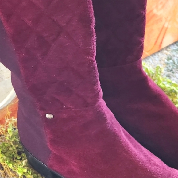 STUART WEITZMAN Merlot Wine Suede Knee High 2" Heel Slip On Elastic Back Boots 9 - Picture 13 of 15